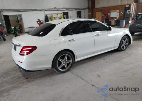 2017 Mercedes-Benz E 300 4Matic z USA, uszkodzony, nr VIN WDDZF4KB2HA015798